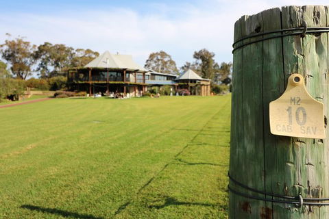 The Finest 4 Experience - Accommodation Gladstone 5