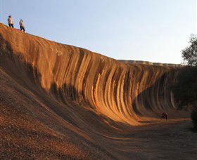 Wave Rock - Accommodation Gladstone 0