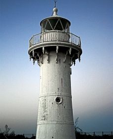 Warden Head Lighthouse - Accommodation Gladstone 0