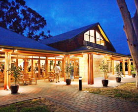 Elmar's In The Valley - Accommodation Gladstone 0