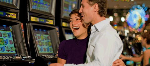 The Reef Hotel Casino - Accommodation Gladstone 2