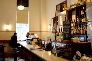 Benito's - Accommodation Gladstone 0