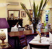 Le Noury  The Charsfield - Accommodation Gladstone