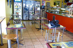 PM's Cafe - Accommodation Gladstone 0