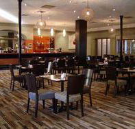 Eltham Hotel - Accommodation Gladstone