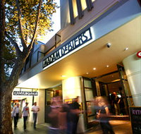 Madam De Biers Hotel Bar - Accommodation Gladstone