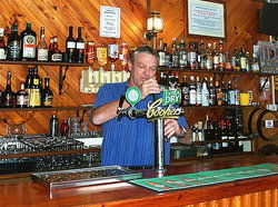 Oakbank Hotel - Accommodation Gladstone 0