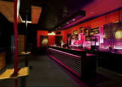 Syn Bar - Accommodation Gladstone 0