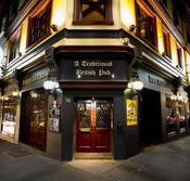 The Elephant  Wheelbarrow - Accommodation Gladstone