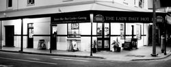 Lady Daly Hotel - Accommodation Gladstone 0
