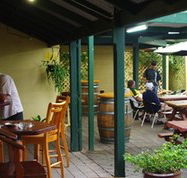 Bird In Hand Inn - Accommodation Gladstone