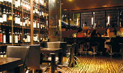 Jwow Bar - Accommodation Gladstone 1