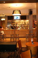 Charlie Chans - Accommodation Gladstone 0