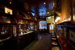 Bridie O'Reilly's - Accommodation Gladstone 2