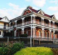 Old England Hotel - Accommodation Gladstone