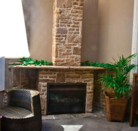 Madison Hotel Central - Accommodation Gladstone