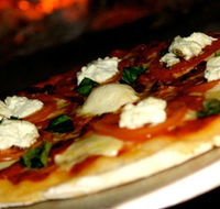 Olivo Woodfired Pizza  Pasta - Accommodation Gladstone