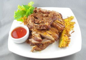 A-Thai-5 Restaurant & Takeaway - Accommodation Gladstone 0