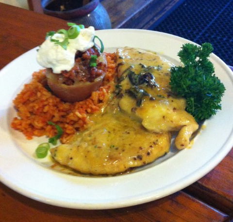 Pepe's Mexican Newmarket - Accommodation Gladstone 2