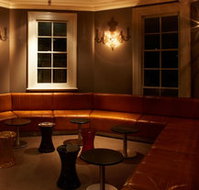Trinity Bar and Restaurant - Accommodation Gladstone