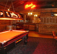 Spurs Saloon - Accommodation Gladstone