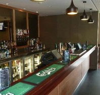 The Bowral Hotel - Accommodation Gladstone