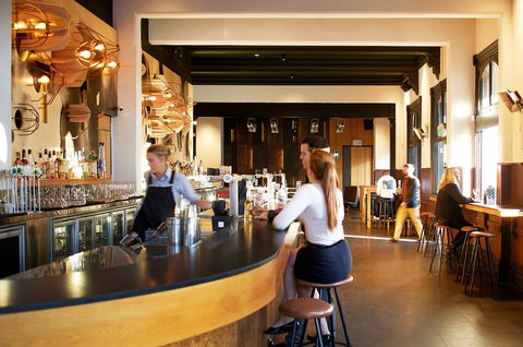 Subiaco Hotel - Accommodation Gladstone 4