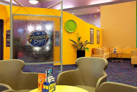 The Palmerston Sports Club Inc - Accommodation Gladstone 0