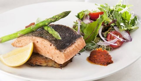 551 Restaurant & Bar - Accommodation Gladstone 1
