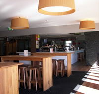 The Oxford Bathurst - Accommodation Gladstone
