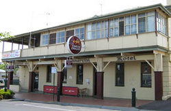 Commercial Hotel Alexandra - Accommodation Gladstone 0