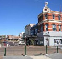 Robin Hood Hotel - Accommodation Gladstone