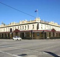 Soden's Australia Hotel - Accommodation Gladstone