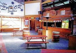 Peter Lalor Hotel - Accommodation Gladstone 0