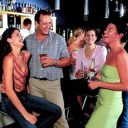 Royal Hotel Sunbury - Accommodation Gladstone 0