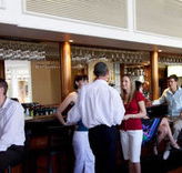 Cairns International Lobby Bar - Accommodation Gladstone