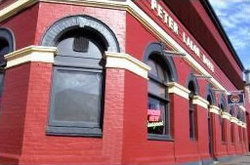 Peter Lalor Hotel - Accommodation Gladstone 1