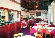 Peter Lalor Hotel - Accommodation Gladstone 2