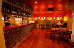 Golden City Hotel - Accommodation Gladstone 3