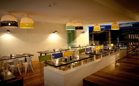 Deck Bar And Dining - Accommodation Gladstone 0