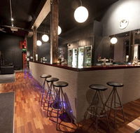 Clique Bar Lounge - Accommodation Gladstone