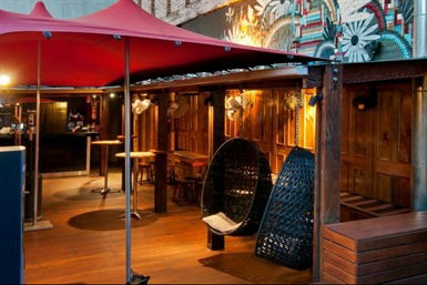 Red Hummingbird Bar - Accommodation Gladstone 0