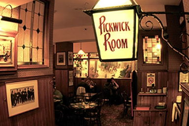 The Charles Dickens Tavern - Accommodation Gladstone 0