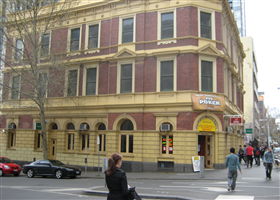 The Oxford Scholar Hotel - Accommodation Gladstone 0