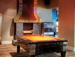 Lakes Hotel - Accommodation Gladstone 3