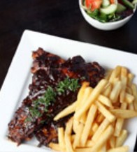 PJ's Irish Sports Bar & Bistro @ The Criterion Hotel - Accommodation Gladstone 4
