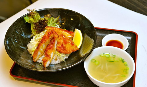 Ramen Zundo - Accommodation Gladstone 3
