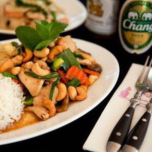 Eagle Thai - Accommodation Gladstone 0