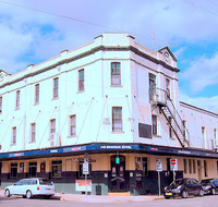 Caledonian Hotel - Accommodation Gladstone