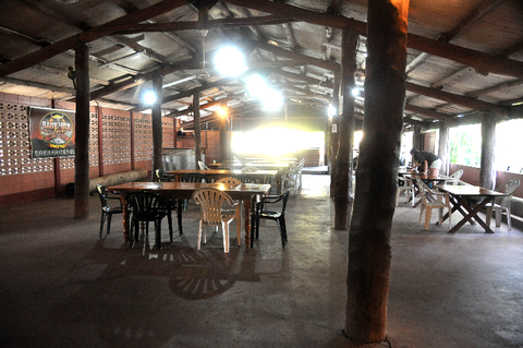 The Bark Hut Inn - Accommodation Gladstone 3